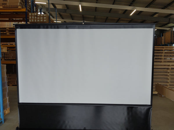 Usado, como nuevo // EZ CINEMA MaxWhite / 16:9 / 135" (299 x 168 cm) //  Número de artículo: B-F135NWH - 249H04215