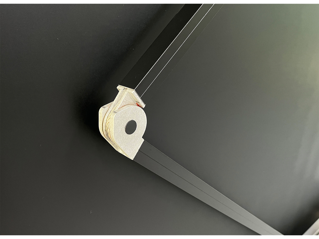 Kestrel CLR®5 con Cuadrado – Pantalla Floor-Up eléctrica Floor-Up